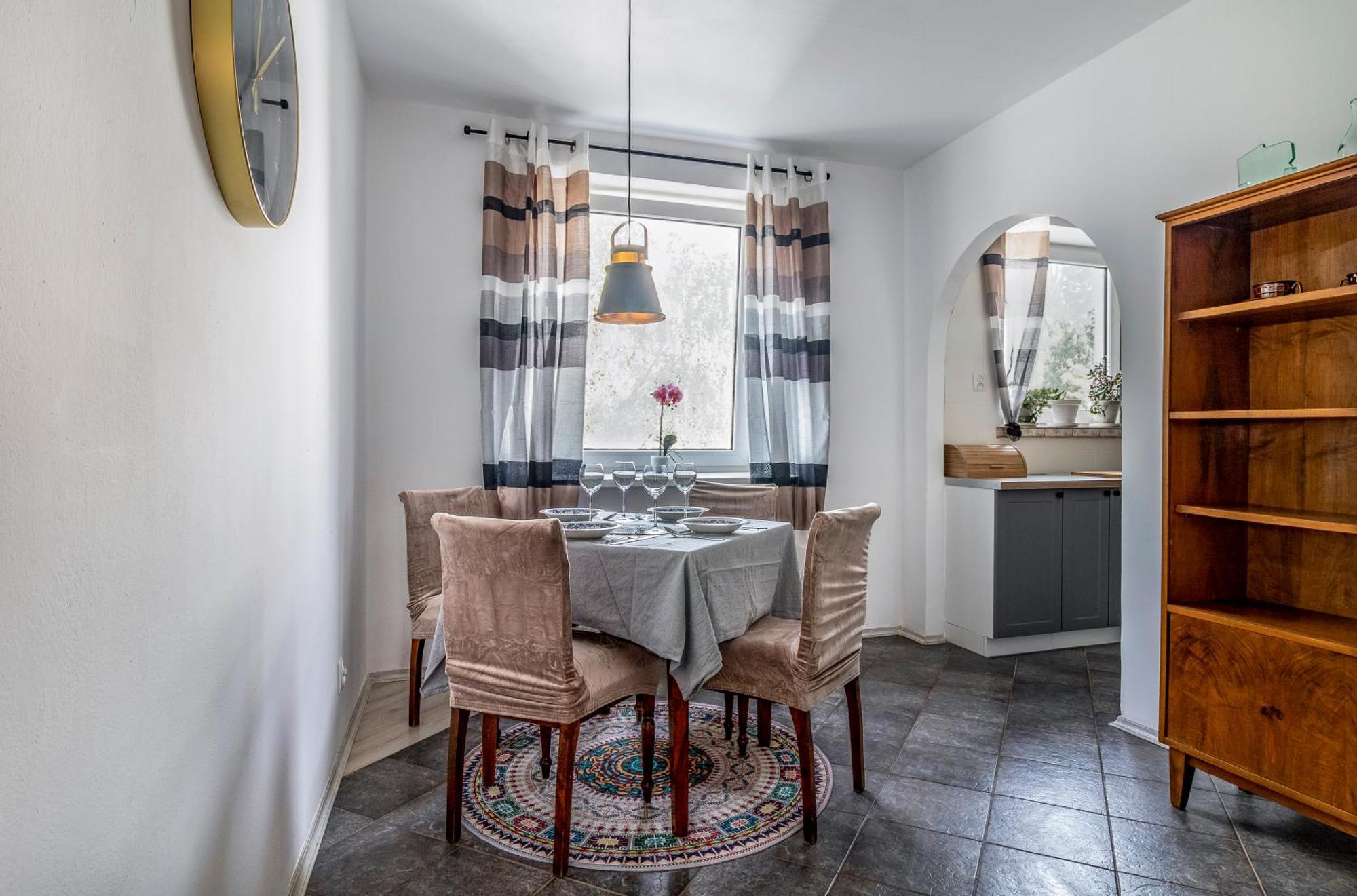 Wonderful 2- Bedroom Apartment With Soul Wwa70 Varsavia Esterno foto